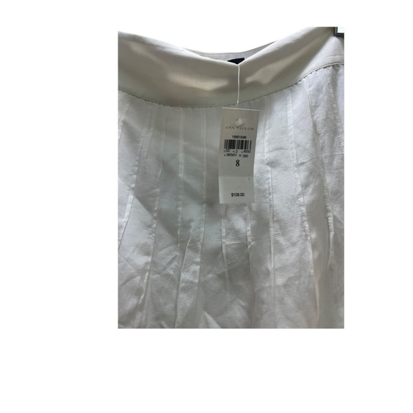 Anna Taylor Flare white mid length skirt NWT sz 8 - Picture 2 of 5